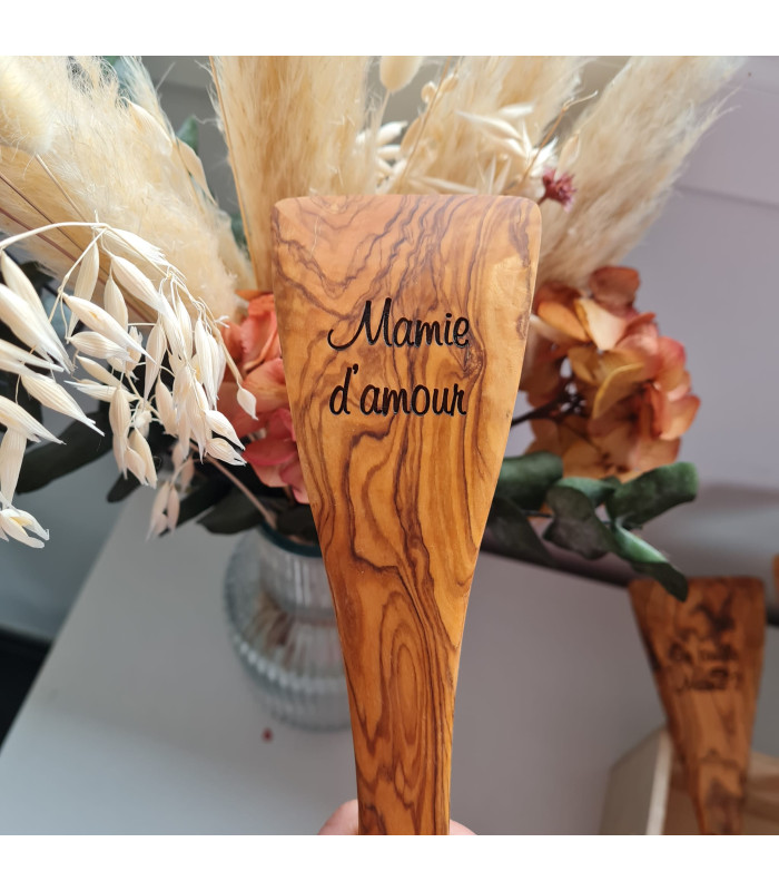 Cuillère en bois d'olivier personnalisée